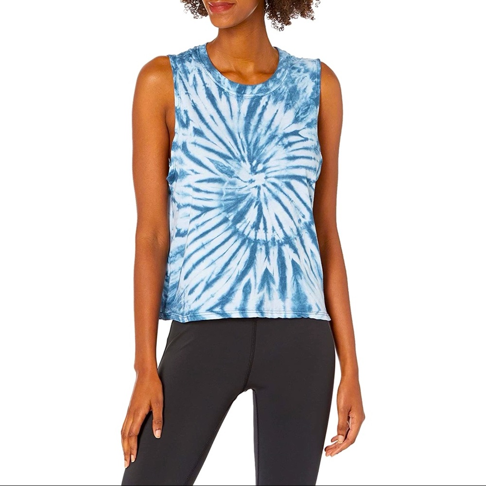 Sage Collective Activewear boxy crew neck muscle tank in coastal tie dye
